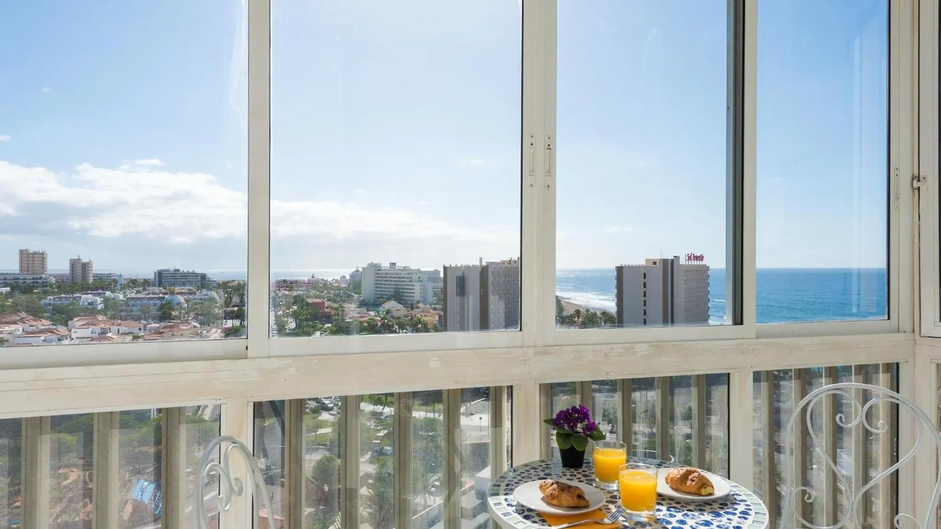 Appartamento 8D. Modern Flat In Las Americas Playa de las Americas  Spagna