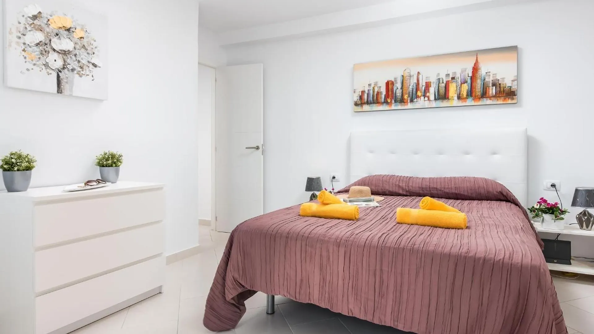8D. Modern Flat In Las Americas Playa de las Americas  Appartamento